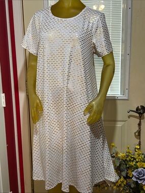 NWOT LuLaRoe White knit Midi Dress